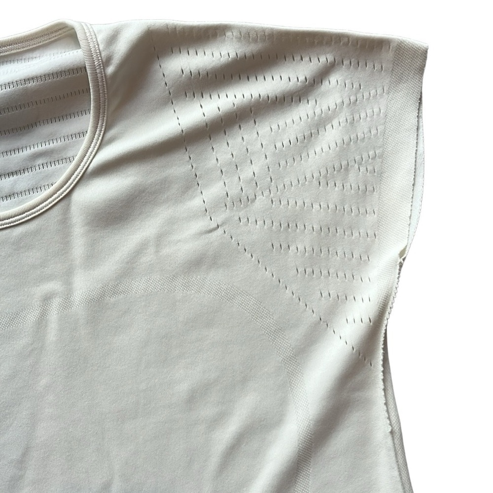 Lululemon Time Warp Short Sleeve Ventilated Shirt Seamless Size 6 - Picture 9 of 13